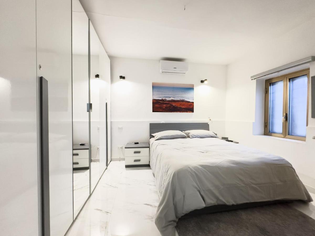 Luxury - Near Metro - Private Parking * Rom